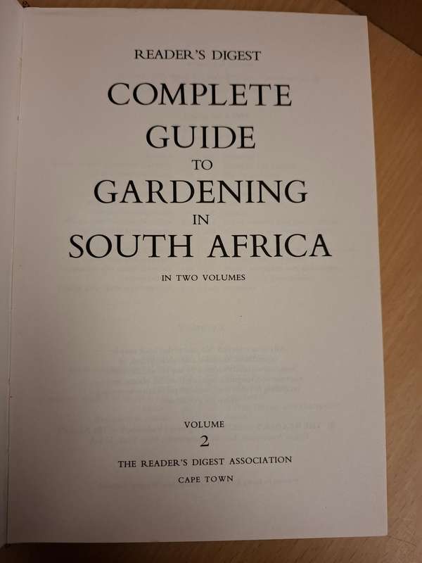 Reader`s Digest Complete Guide to Gardening in South Africa - Volume 2 (Hardcover)