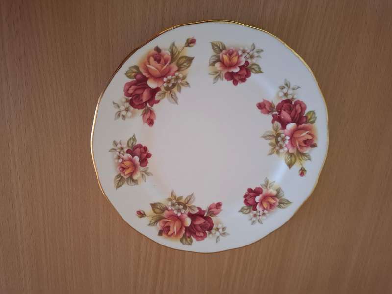 Set of 5 Vintage Queen Anne Bone China Cake Plate - width 16cm
