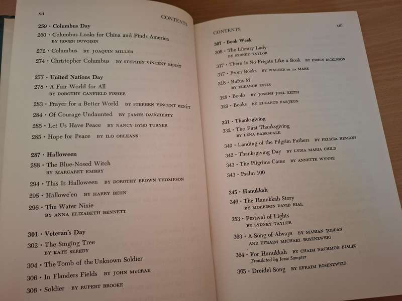 Collier`s Junior Classics - Harvest of Holidays (Hardcover)