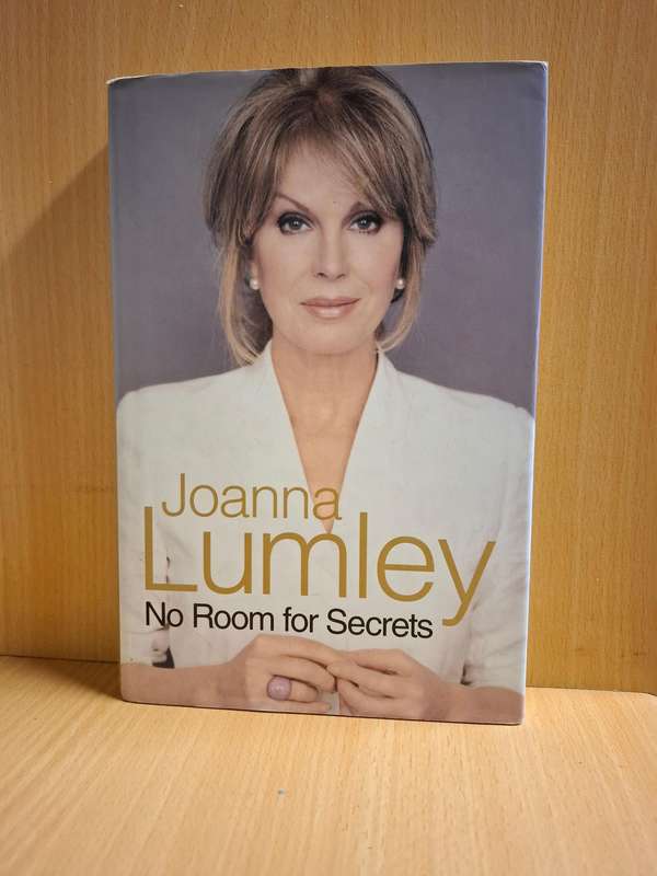 No Room for Secrets : Joanna Lumley  (Hardcover)