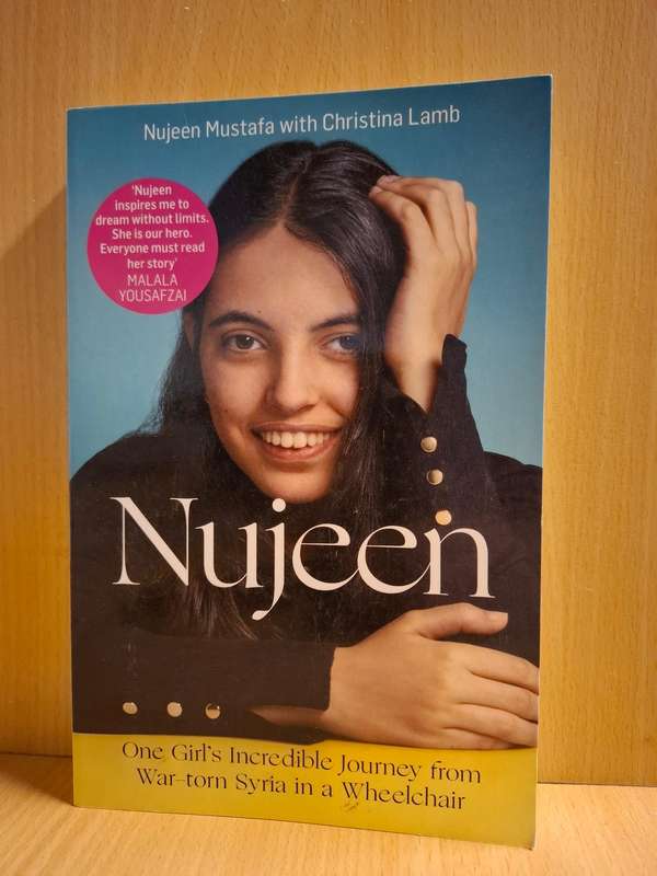 Nujeen : Nujeen Mustafa with Christiana Lamb (Paperback)