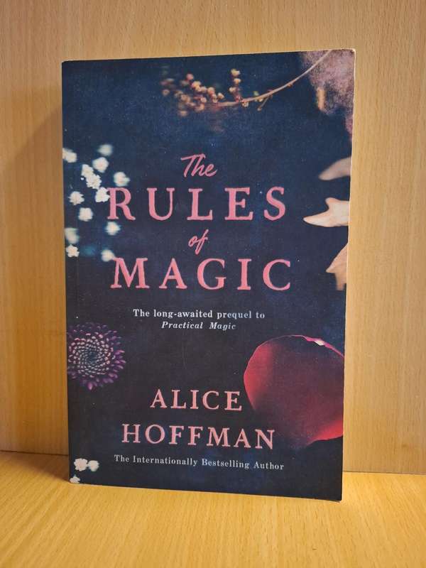 The Rules of Magic: Alice Hoffmann (Paperback)
