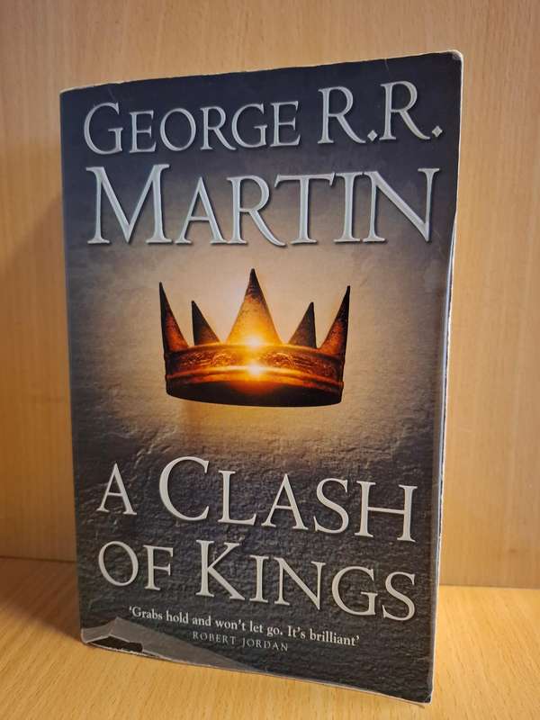 A Clash of Kings by George R.R. Martin (Paperback)