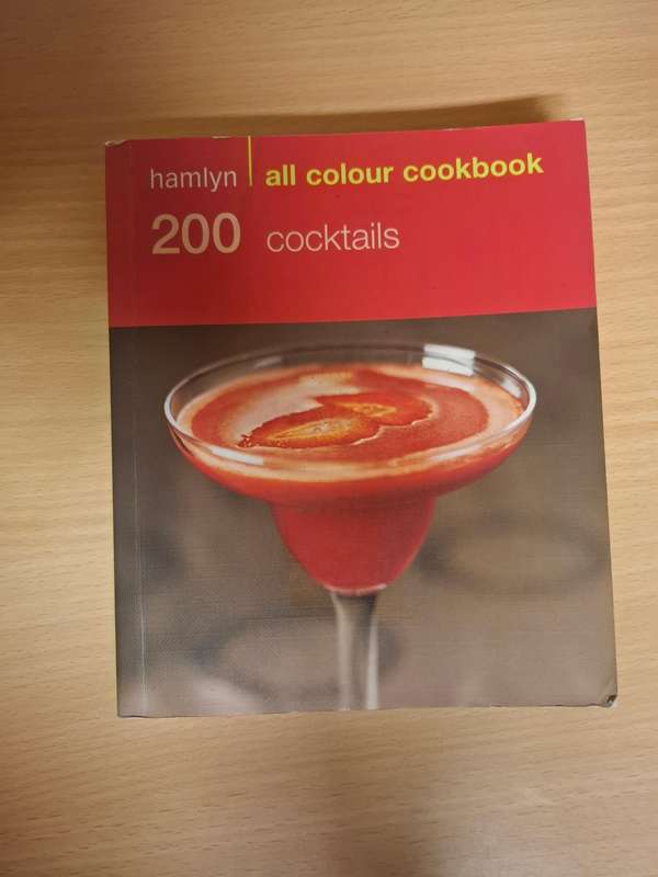 Hamlyn - All Colour Cookbook - 200 Cocktails  (Paperback)