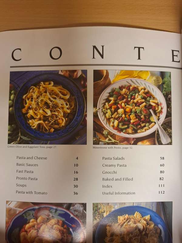 Step-by-Step Pasta Cookbook  (Paperback)