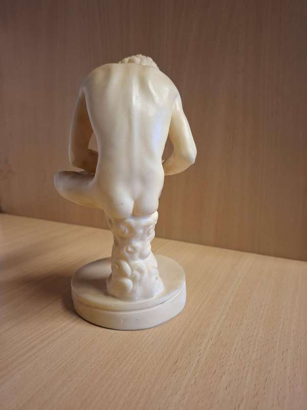 Spinario/Boy with Thorn Figurine - height 20cm width 12cm