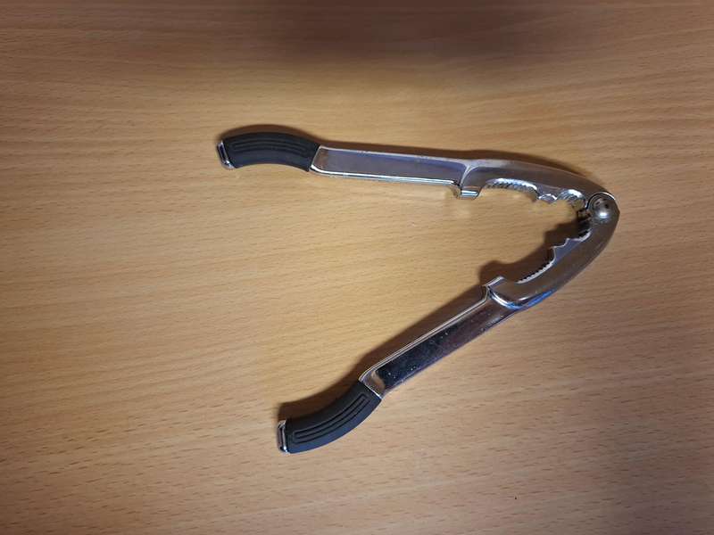 Nut Cracker