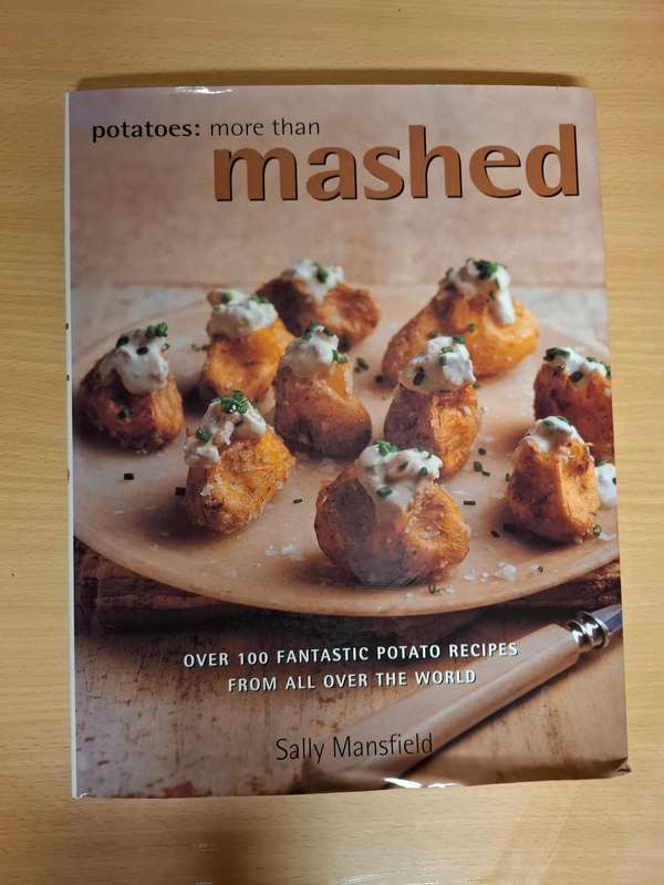 Mashed - Over 100 potato recipes : Sally Mansfield  (Hardcover)