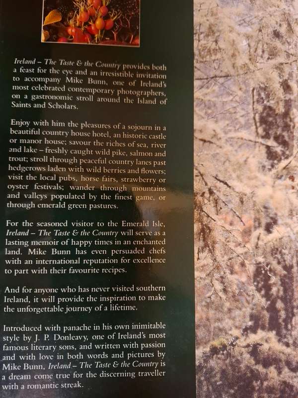 Ireland - The Taste & The Country : Mike Bunn  (Hardcover)