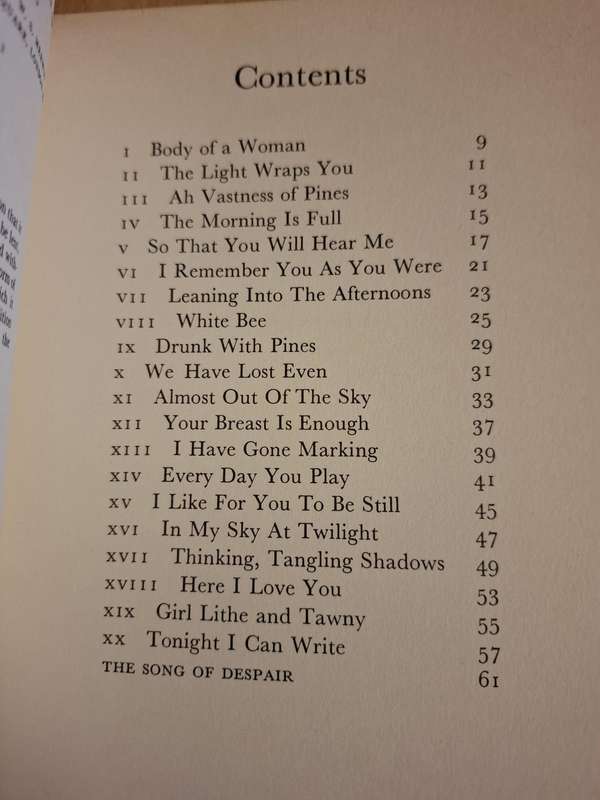 Twenty Love Poems and a Song of Despair : Pablo Neruda  (Paperback)