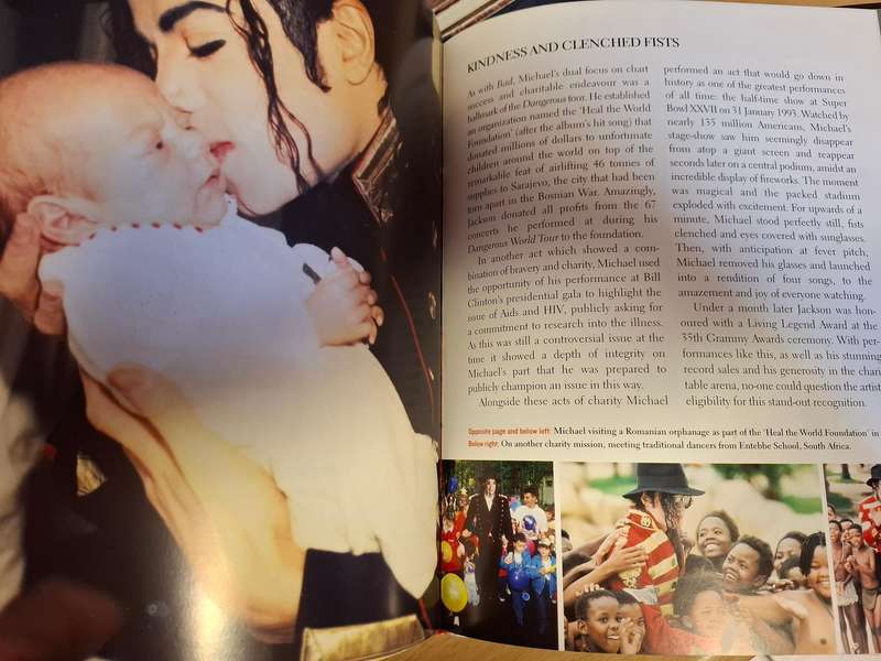 Michael Jackson - A Tribute to The King of Pop : James Aldis  (Hardcover)