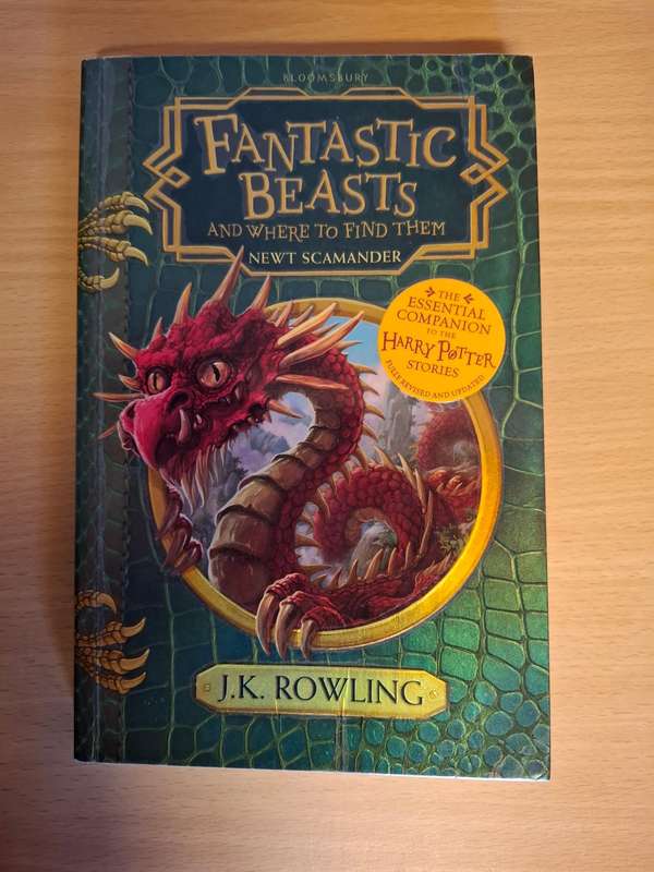 Fantastic Beasts and Where to Find Them :J.K. Rowling (Paperback)