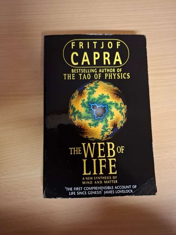 The Web of Life - A New Synthesis of Mind and Matter (Paperback)
