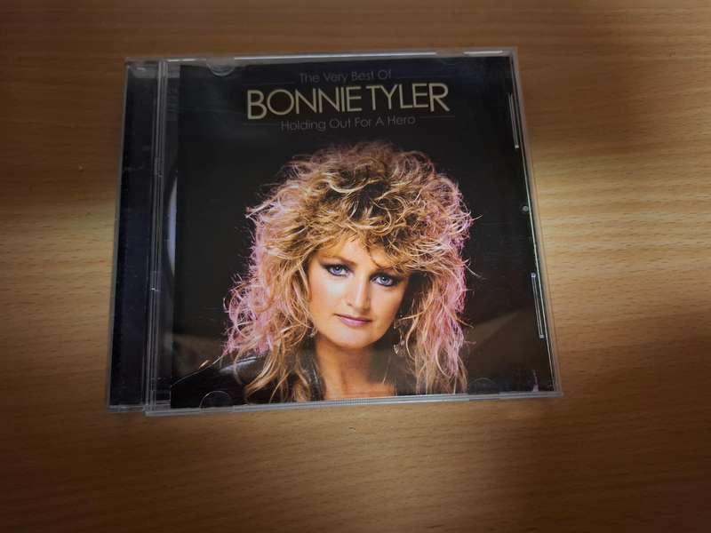 Bonnie Tyler - Holding Out for a Hero - CD