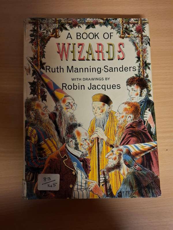 A Book of Wizards : Ruth Manning-Sanders  (Hardcover)