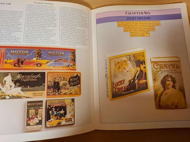 Hamlyn - Cigarette Pack Art : Chris Mullen  (Hardcover)