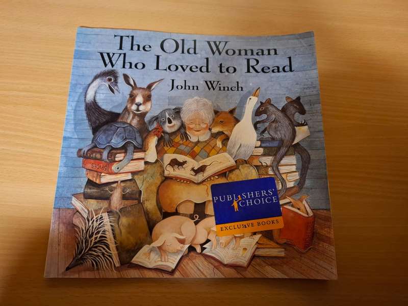 The Old Woman Who Loved to Read : John Winch  (Paperback)