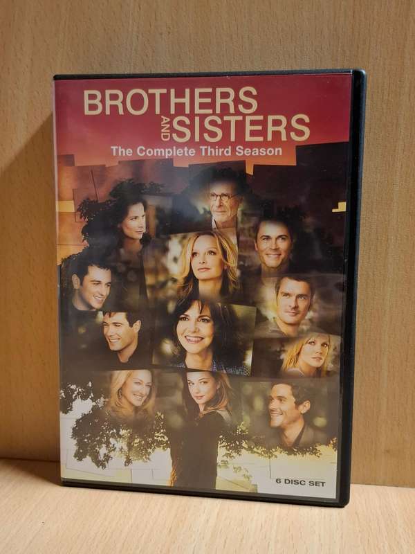 Brothers and Sisters - The Complete Third Season - Dvd  (6 discs)