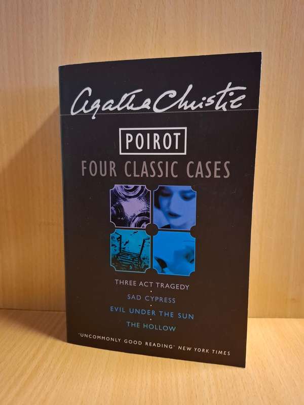 Three Act Tragedy/Sad Cypress/Evil Under the Sun/The Hollow : Agatha Christie (Paperback)