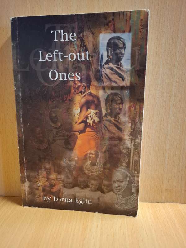 The Left-Out Ones by Lorna Eglin  (Paperback)