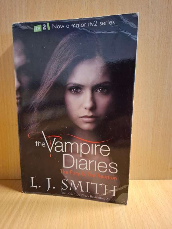 The Vampire Diaries - The Fury & The Reunion : L.J. Smith (Paperback)