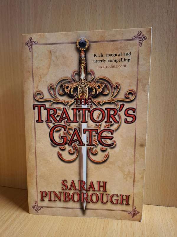 Traitor`s Gate: Sarah Pinborough  (Paperback)