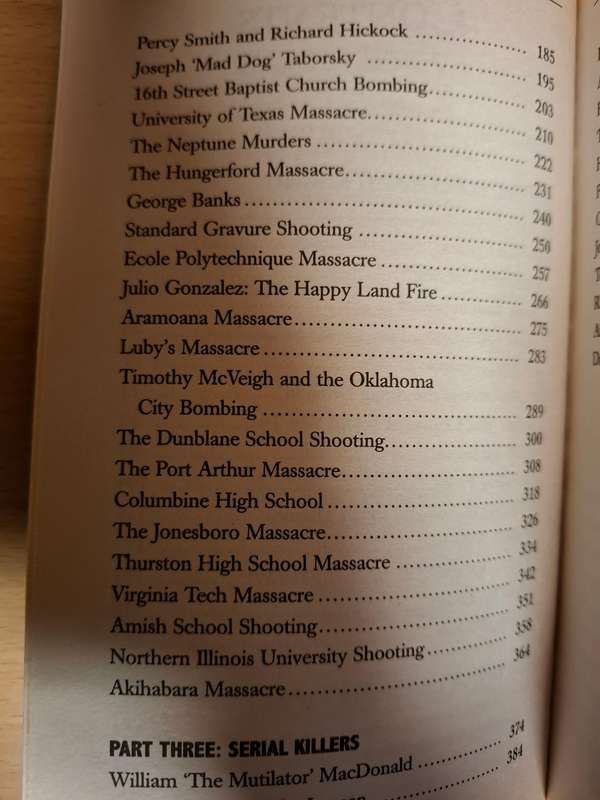Mass Killers : Bill Wallace  (Paperback)