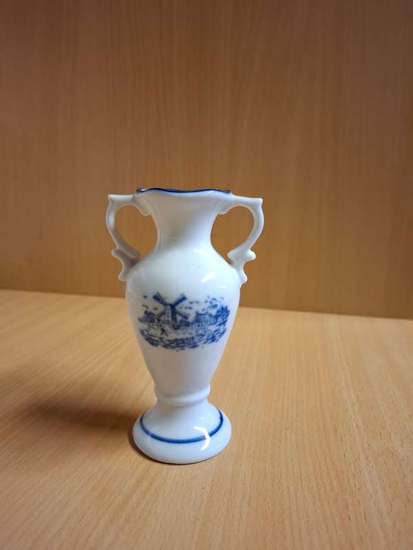 Blue & White Vase - height 12cm width 7cm
