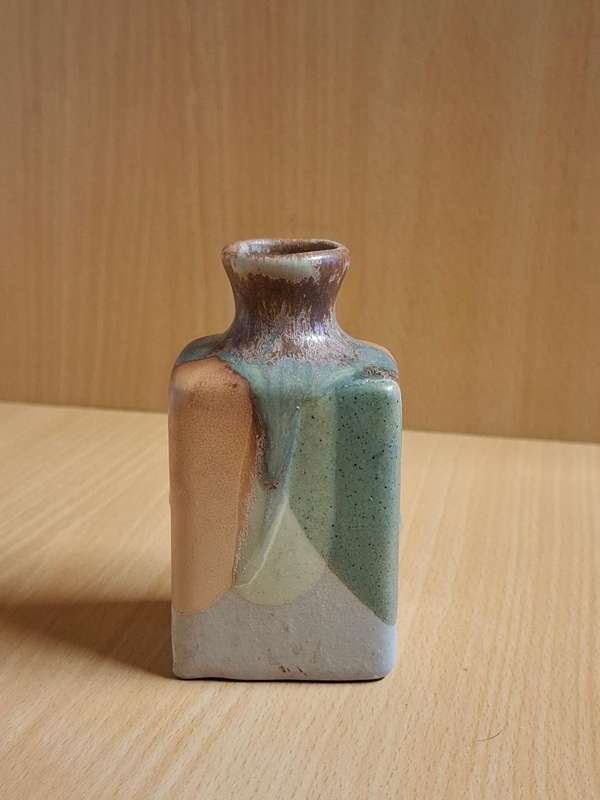 Small Ceramic Vase - height 10cm width 5cm