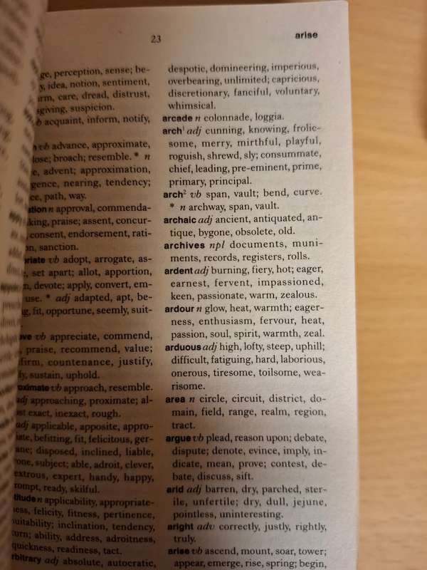 Webster`s English Thesaurus  (Paperback)