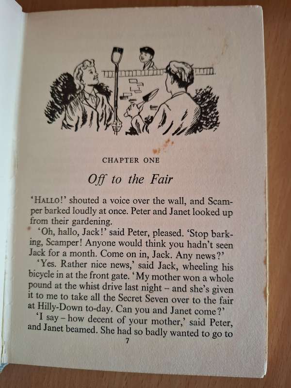 Puzzle for The Secret Seven by Enid Blyton  (Hardcover)