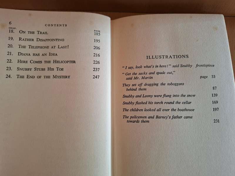 The Rat-A-Tat Mystery by Enid Blyton  (Hardcover)