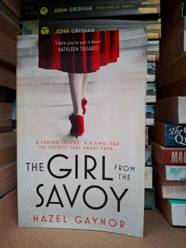 The Girl From the Savoy : Hazel Gaynor  (Paperback)