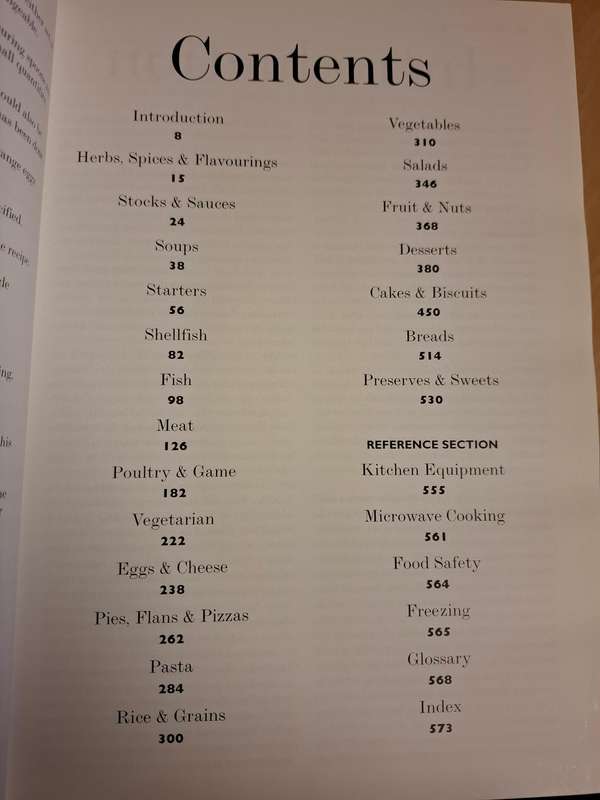 Good Housekeeping Cookery Book - The Cook`s Classic Companion (Hardcover)
