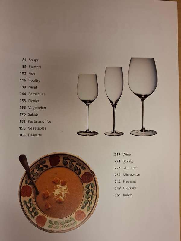 The Hamlyn Cookbook  (Hardcover)