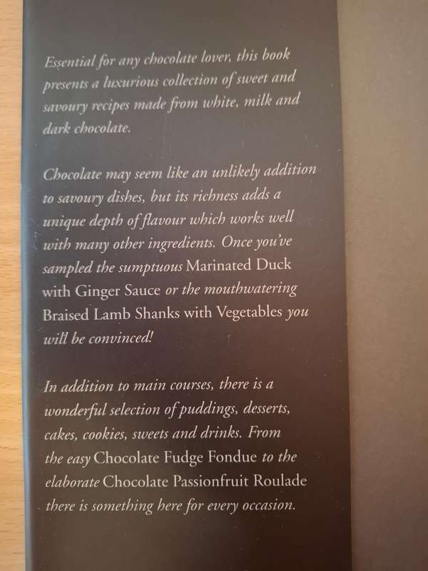 Hamlyn - Chocolate -Sweet & Savoury Recipes  (Hardcover)