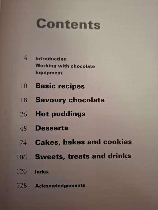 Hamlyn - Chocolate -Sweet & Savoury Recipes  (Hardcover)
