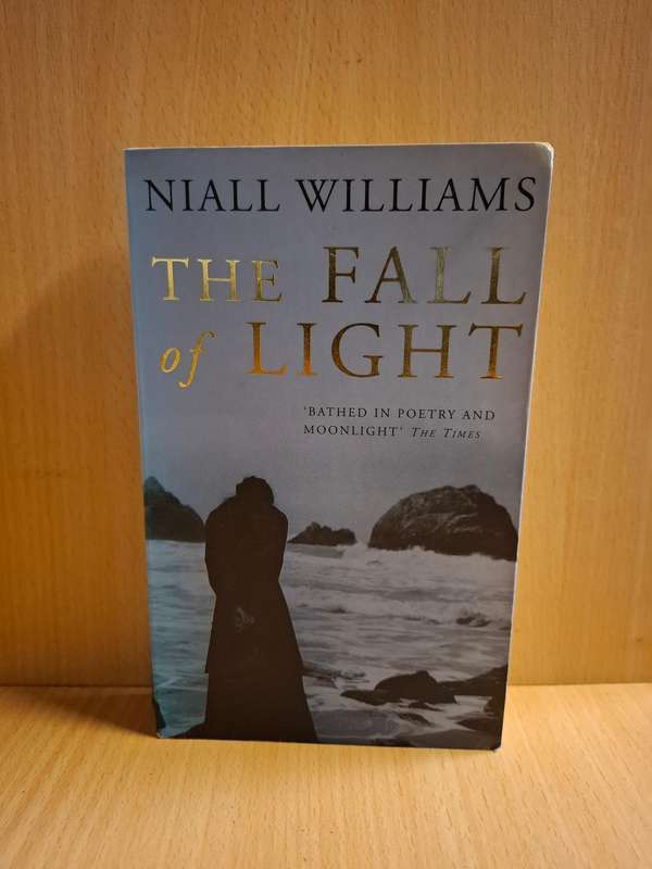 The Fall of Light: Niall Williams (Paperback)
