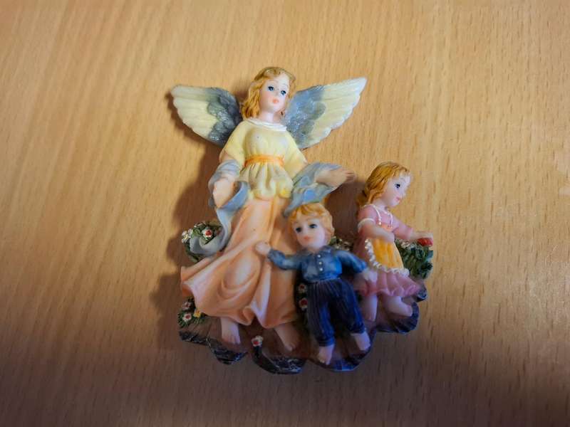 Angel Figurine Fridge Magnet