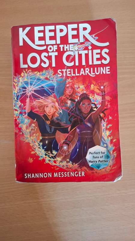 Keeper of The Lost Cities - Stellarlune : Shannon Messenger (Paperback)