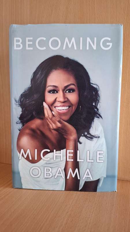 Becoming - Michelle Obama (Hardcover)