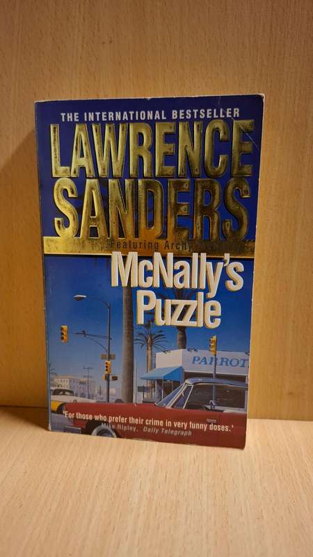 McNally`s Puzzle : Lawrence Sanders  (Paperback)