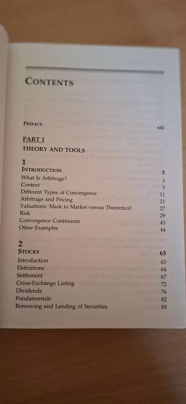 The Complete Arbitrage Deskbook : Stephane Reverre  (Hardcover)