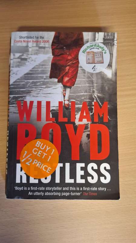 Restless : William Boyd  (Paperback)