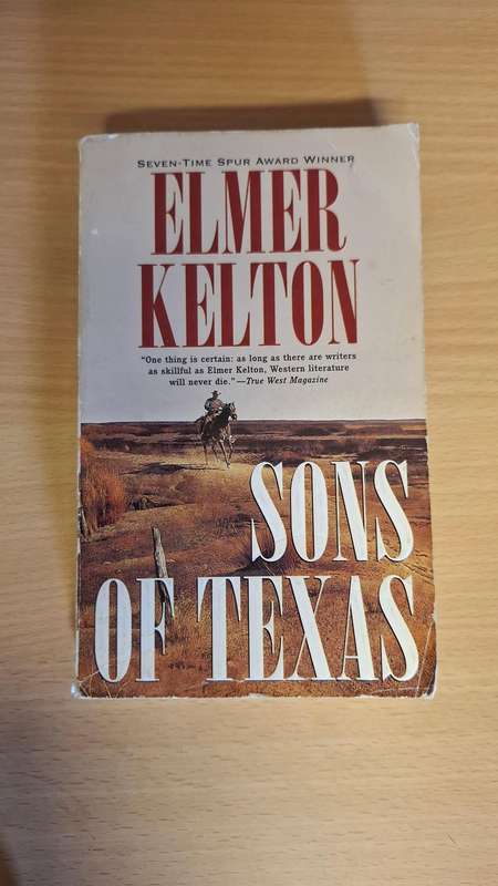 Sons of Texas : Elmer Kelton  (Paperback)