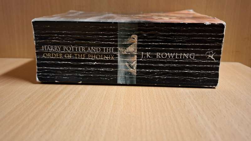Order of The Phoenix : J.K. Rowling (Paperback)