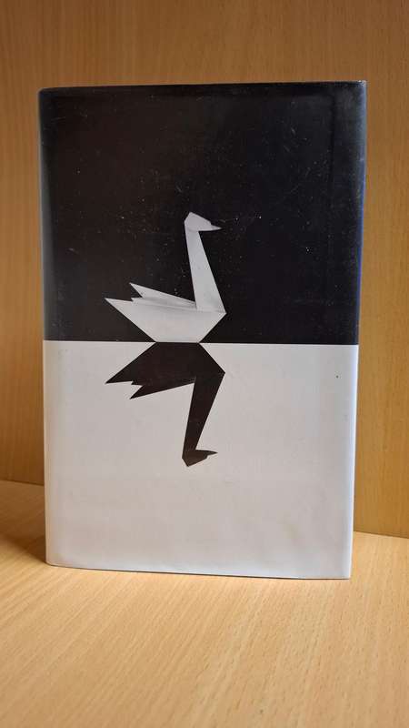 The Black Swan by Nassim Nicholas Taleb  (Hardcover)