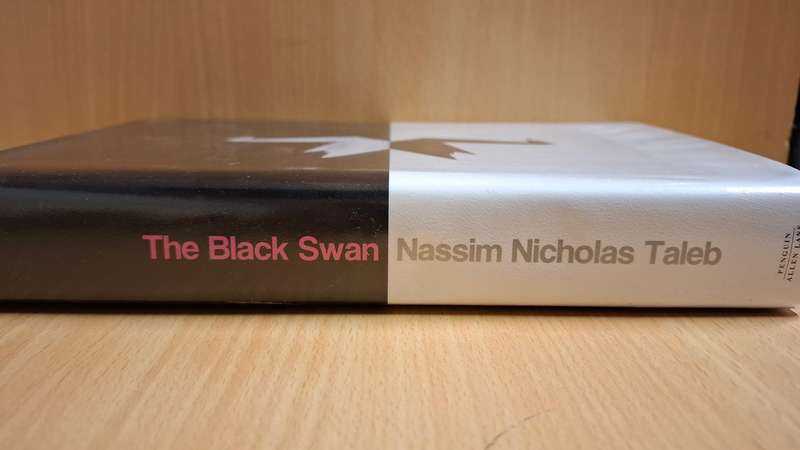 The Black Swan by Nassim Nicholas Taleb  (Hardcover)