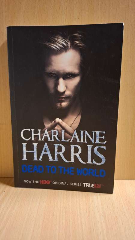 Dead to the World : Charlaine Harris (Paperback)