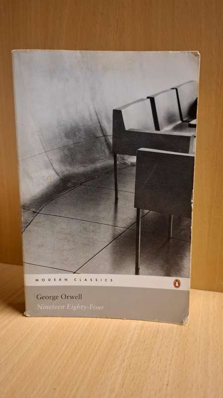 Nineteen Eighty-Four : George Orwell  (Paperback)